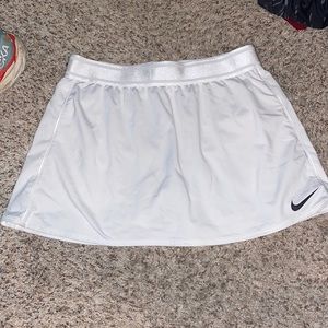 White Nike tennis skirt